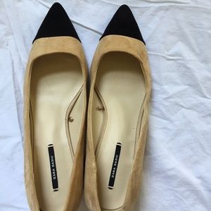 Low block heel pumps